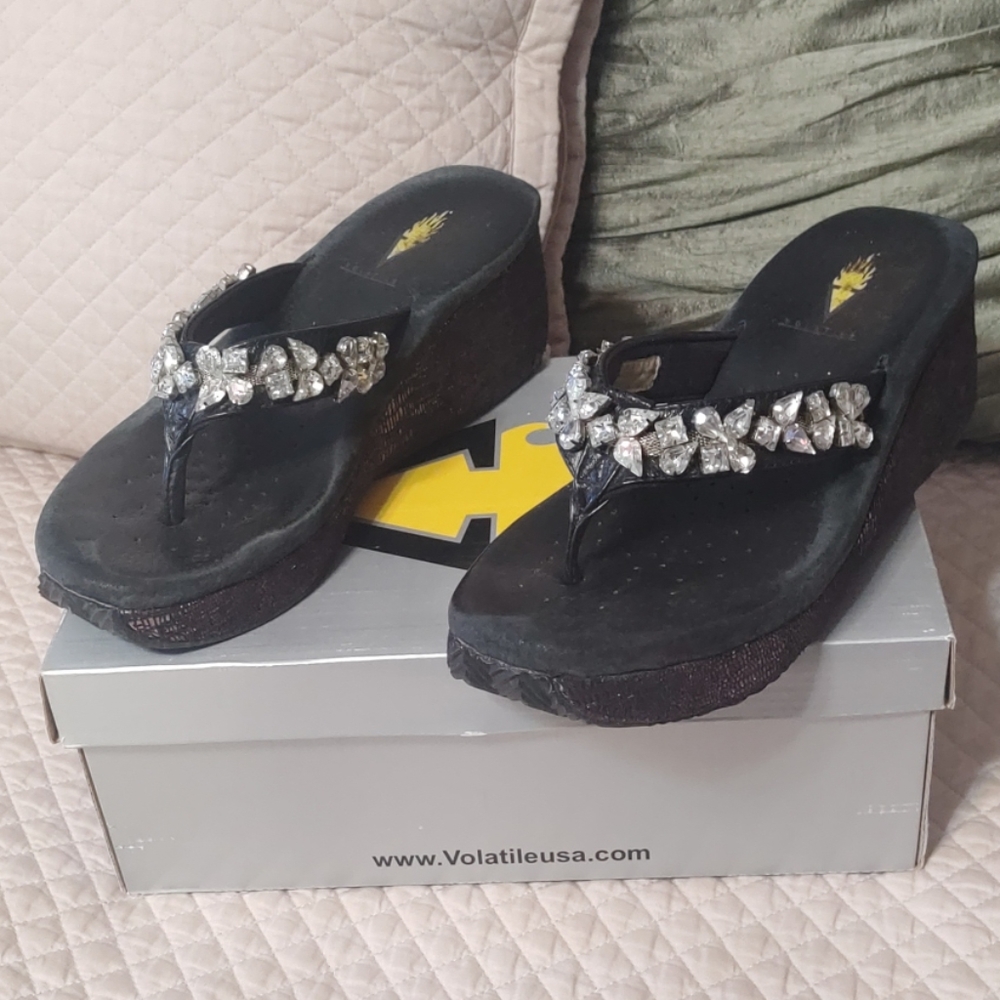 Volatile rhinestone flip flops